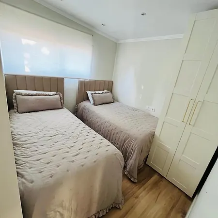 Дом отдыха The House *